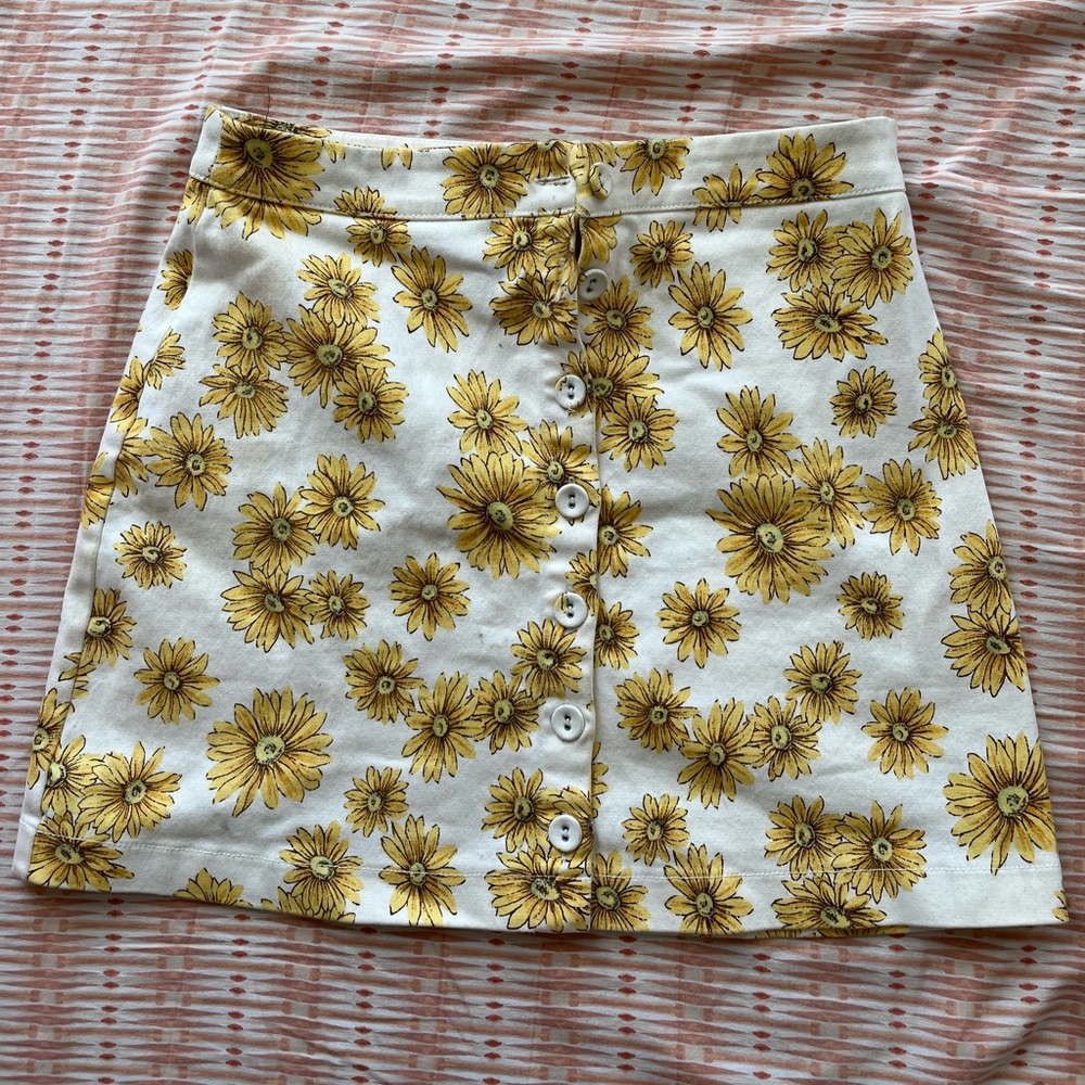 Forever 21 sunflower skirt